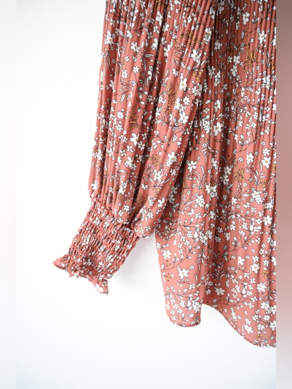 Max Studio Blouse - Picture 4 of 7